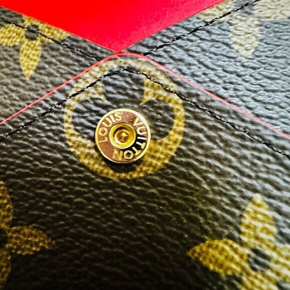 New Louis Vuitton Kirigami Medium Pouch - Picture 12 of 12